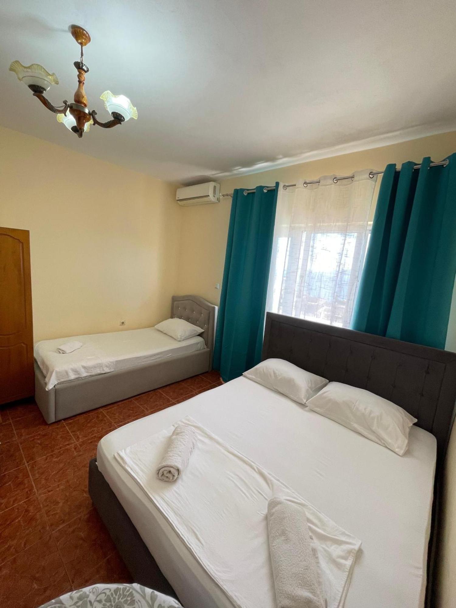 Hotel Gjika Sarandë Exterior foto